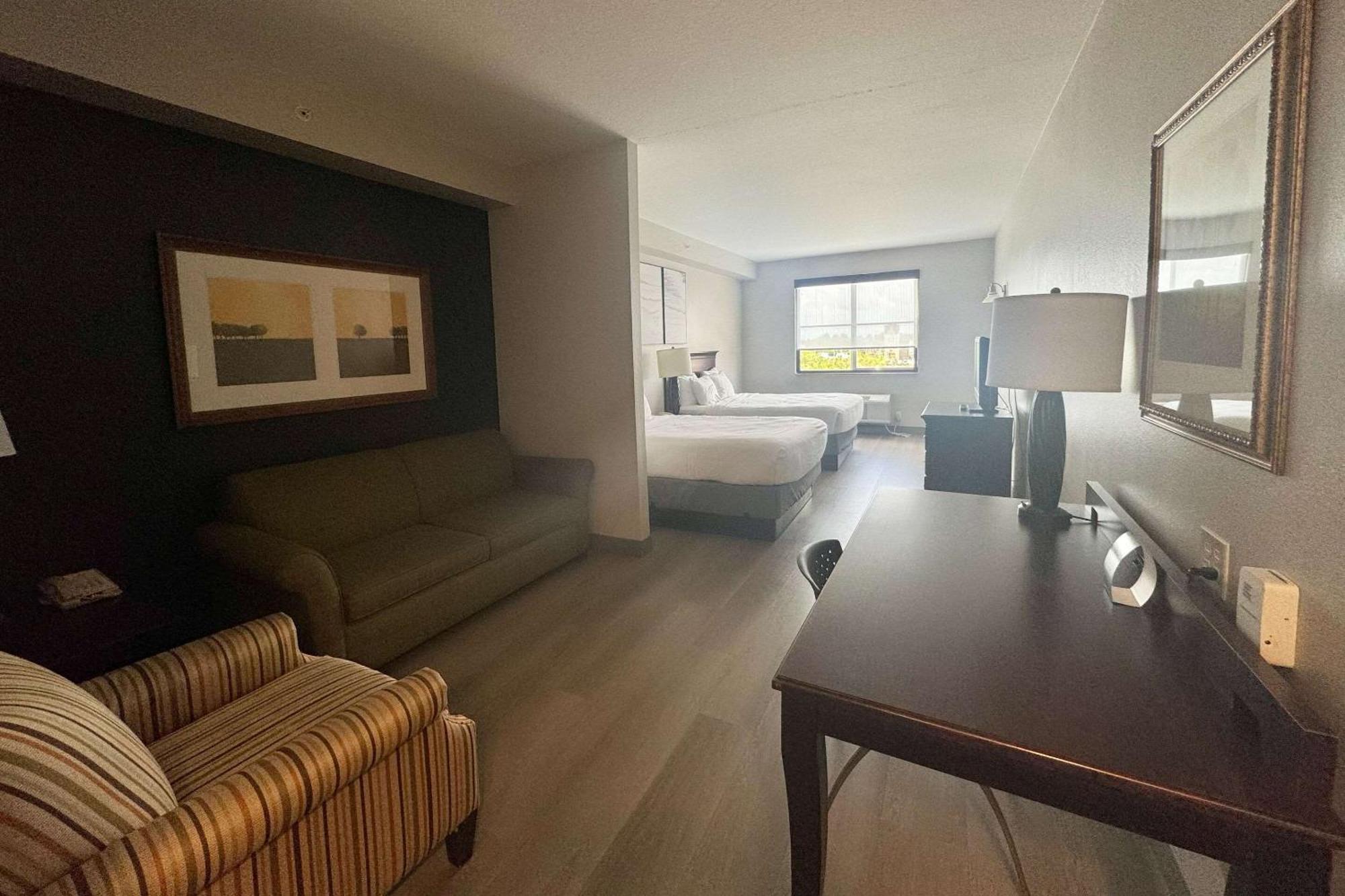 Hotel Country & By Radisson, Port Charlotte, Fl Port Charlotte