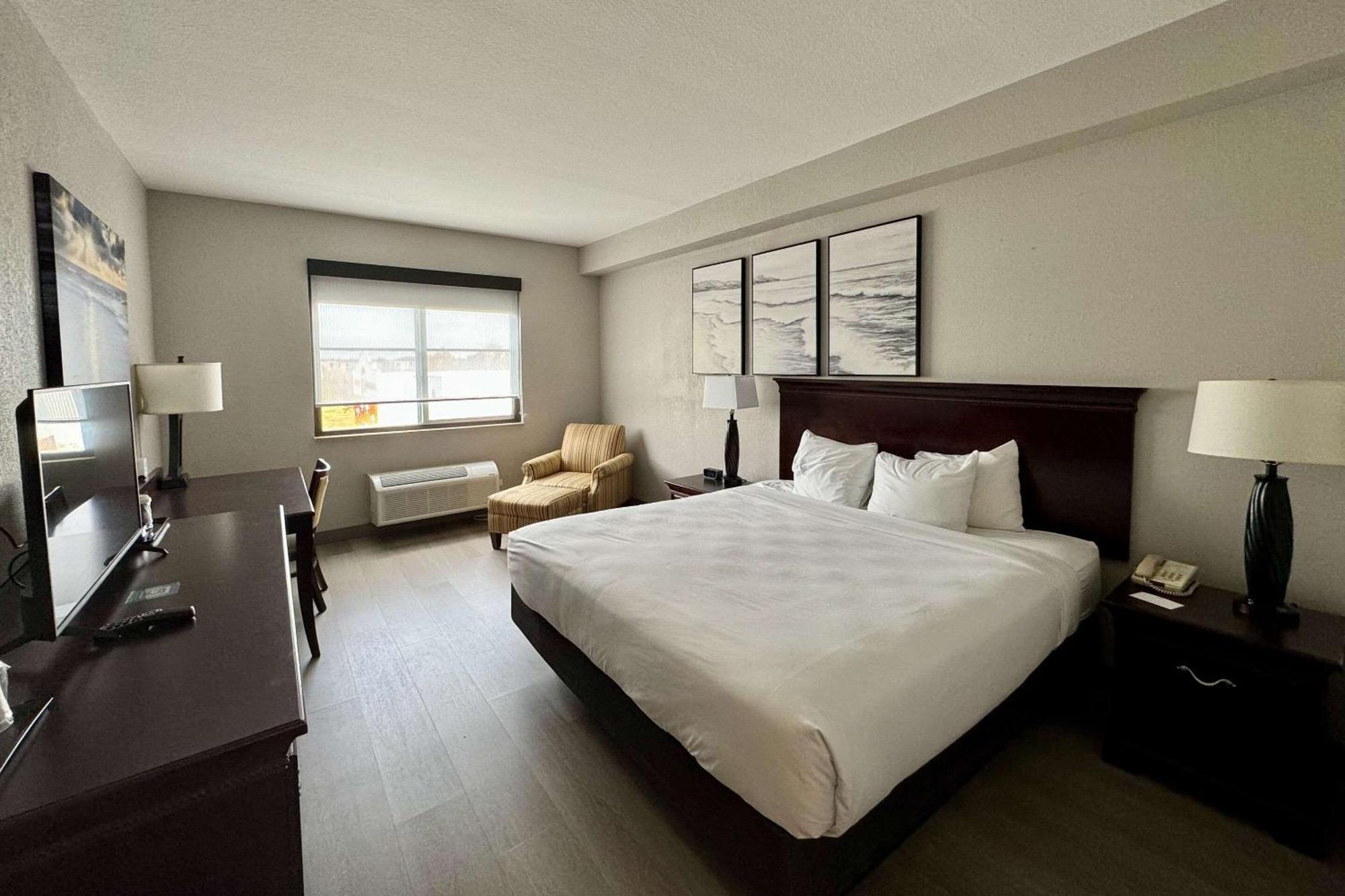 Hotel Country & By Radisson, Port Charlotte, Fl