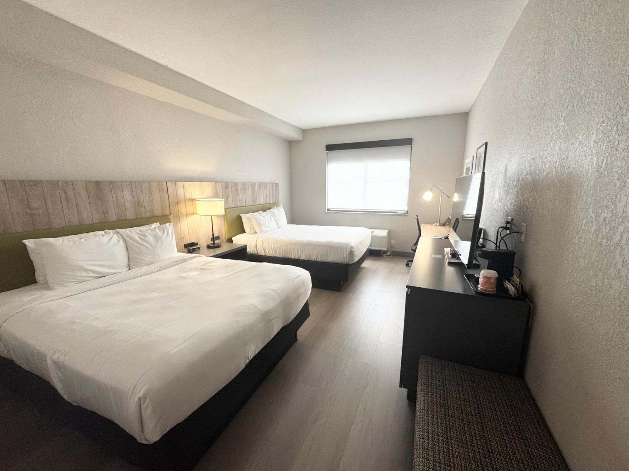 Hotel Country & By Radisson, Port Charlotte, Fl Port Charlotte