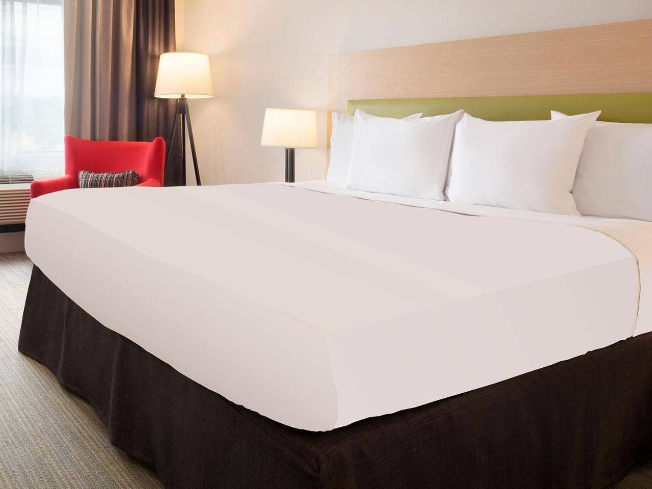 Country & By Radisson, Port Charlotte, Fl Hotel